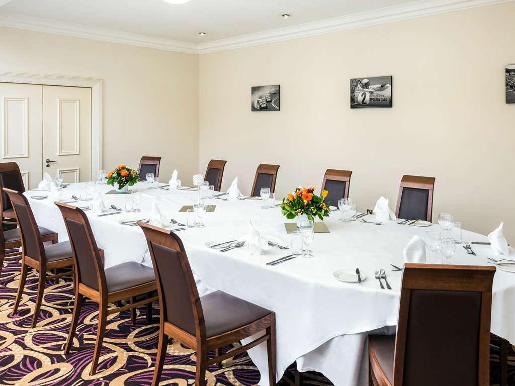 Mercure Dartford Brands Hatch Hotel & Spa Ash  Commodités photo
