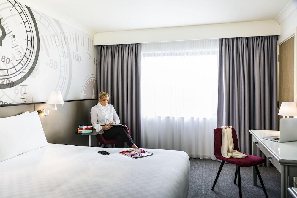 Mercure Dartford Brands Hatch Hotel & Spa Ash  Extérieur photo
