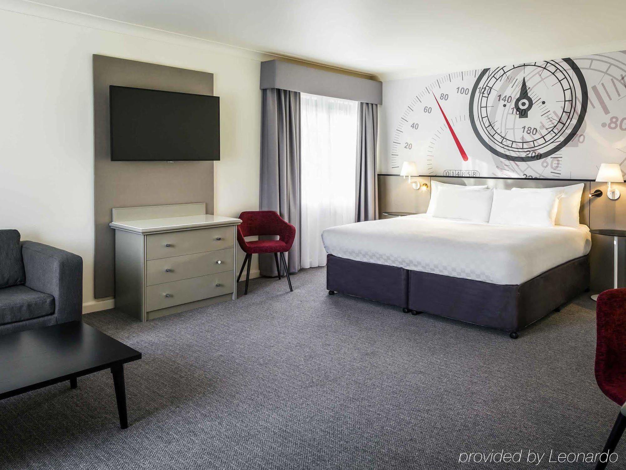 Mercure Dartford Brands Hatch Hotel & Spa Ash  Extérieur photo
